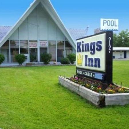 Kings Inn Cleveland Strongsville Exterior photo